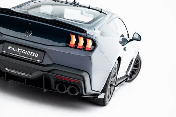 Tagumised Küljesplitteri labad Ford Mustang Dark Horse Mk7