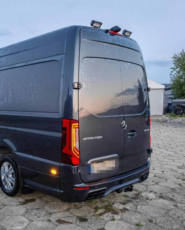 MERCEDES SPRINTER W907 W910 TAGASTANGE Sport 2018-2025 (PARKIMISANDURITEGA) - Image 2