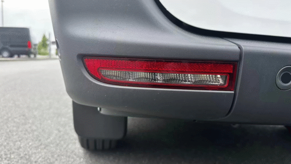 MERCEDES SPRINTER W907 W910 TAGASTANGE Sport 2018-2025 (PARKIMISANDURITEGA) - Image 4